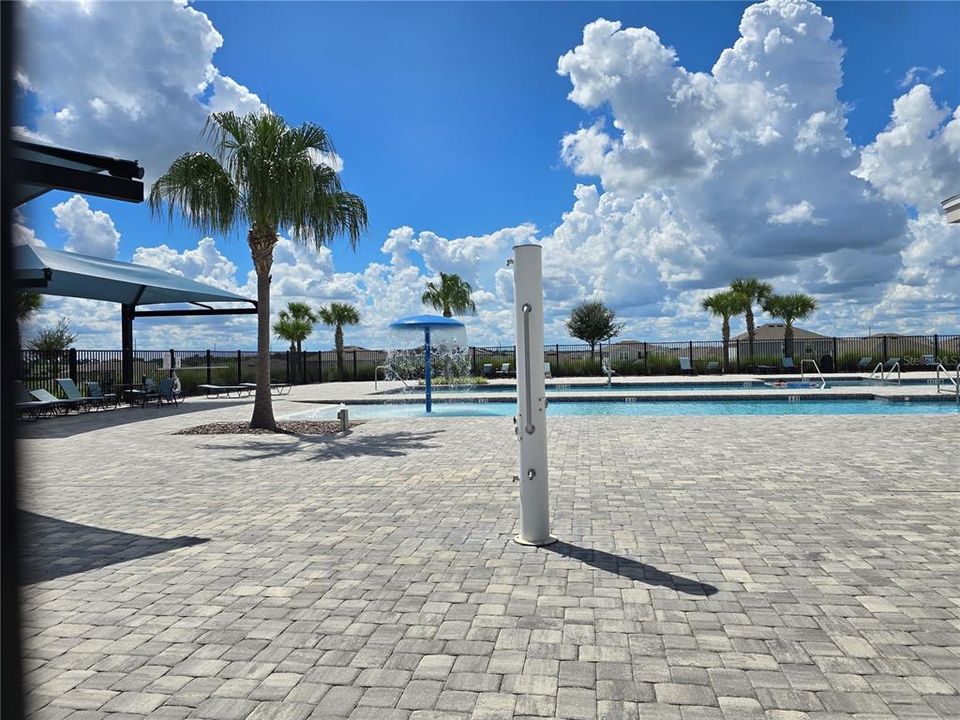 For Sale: $314,990 (3 beds, 2 baths, 1690 Square Feet)