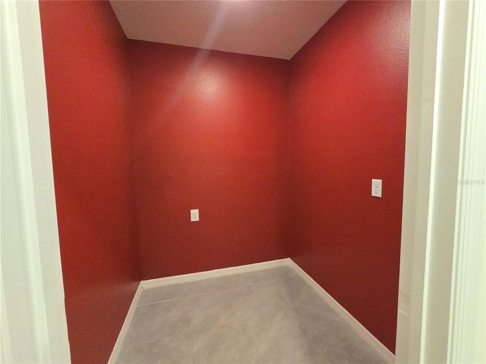 For Sale: $314,990 (3 beds, 2 baths, 1690 Square Feet)