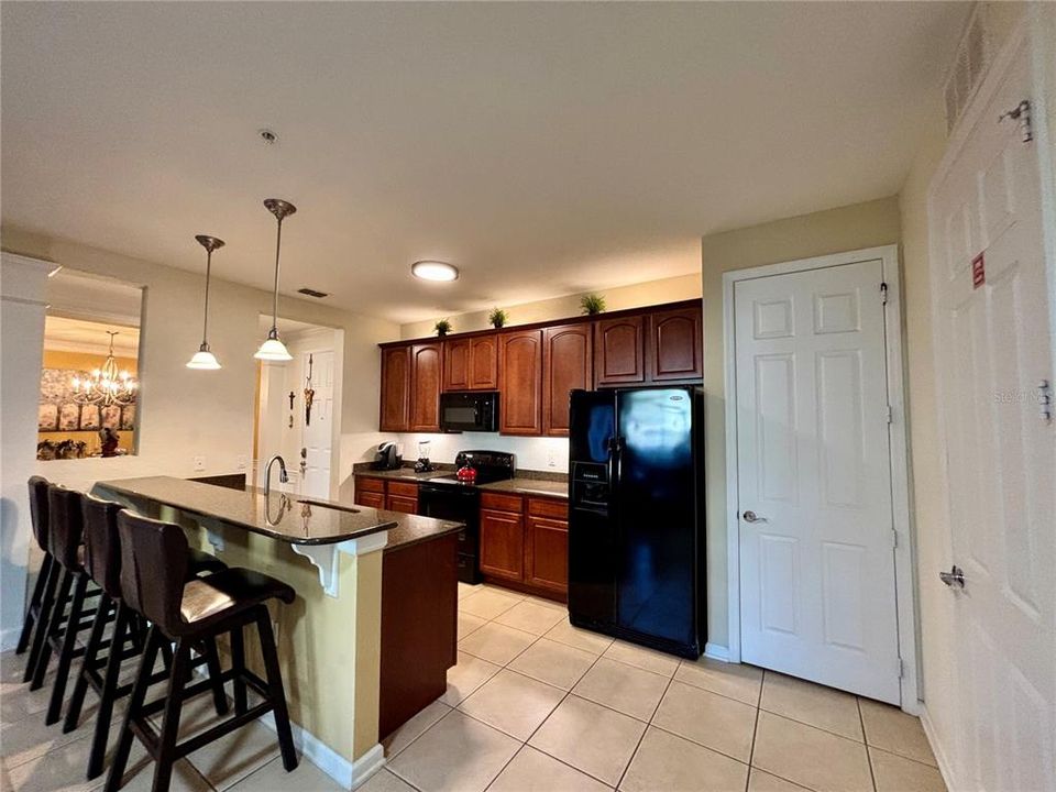 For Sale: $508,000 (2 beds, 2 baths, 1823 Square Feet)