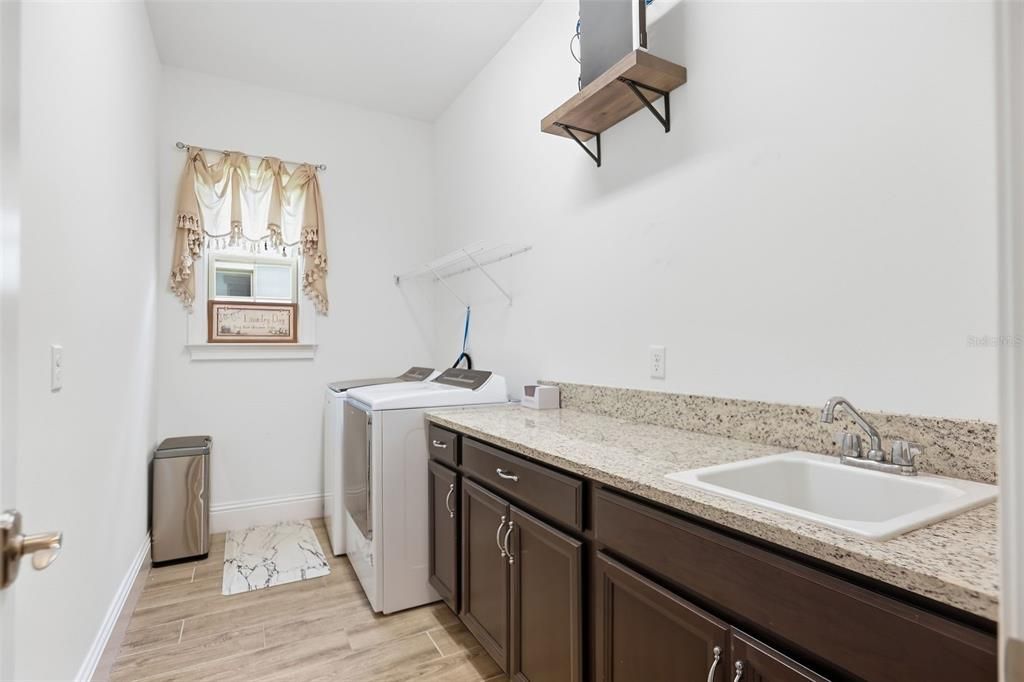 For Sale: $1,765,000 (4 beds, 4 baths, 4675 Square Feet)