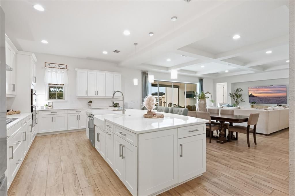 For Sale: $1,765,000 (4 beds, 4 baths, 4675 Square Feet)