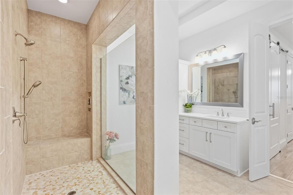For Sale: $1,765,000 (4 beds, 4 baths, 4675 Square Feet)