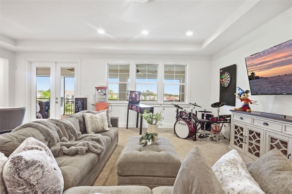 For Sale: $1,765,000 (4 beds, 4 baths, 4675 Square Feet)