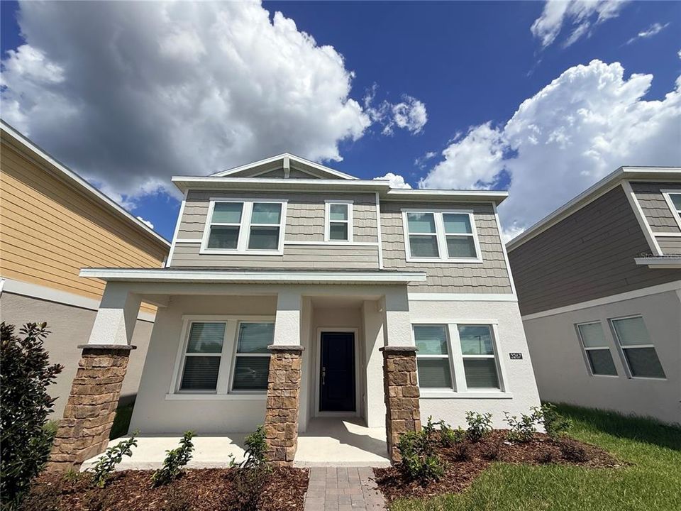 For Rent: $2,895 (4 beds, 3 baths, 2683 Square Feet)