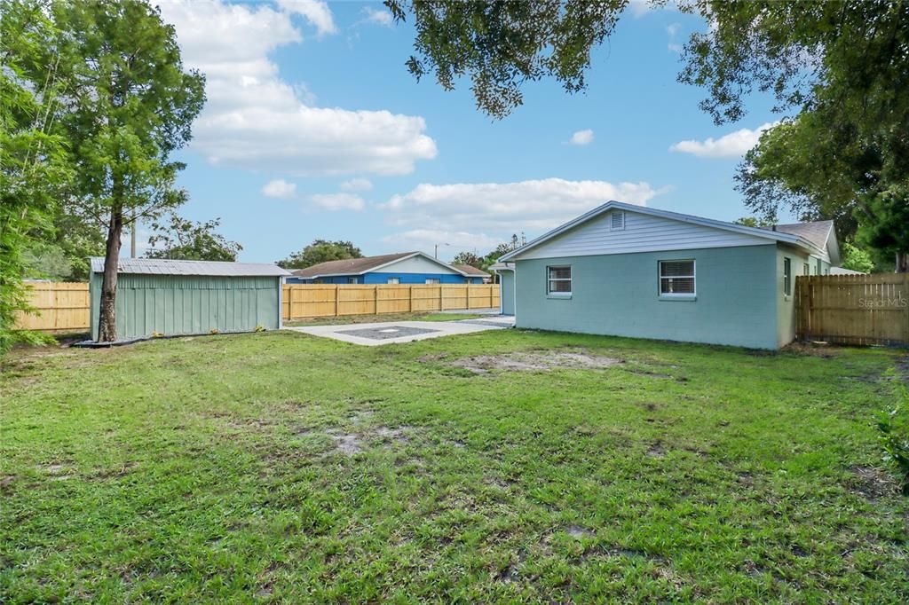 For Sale: $349,900 (3 beds, 2 baths, 1593 Square Feet)