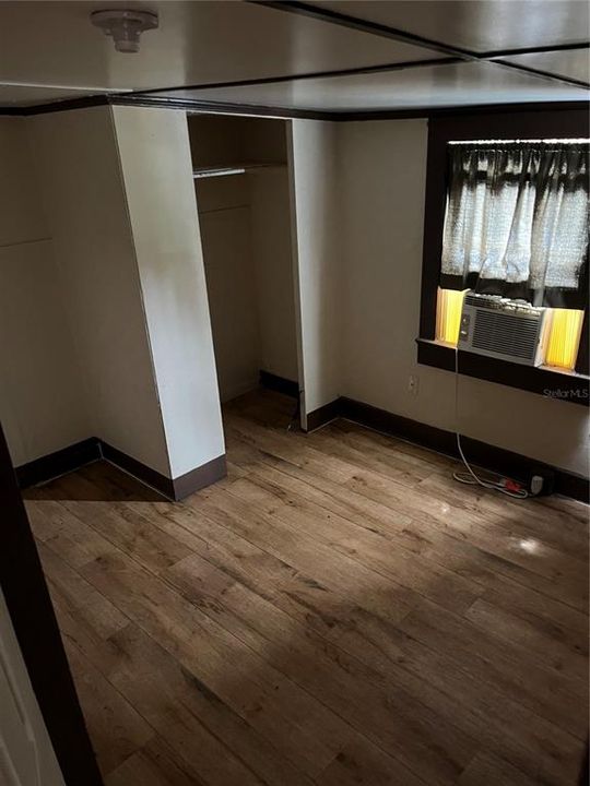 В аренду: $1,600 (2 спален, 1 ванн, 750 Квадратных фут)