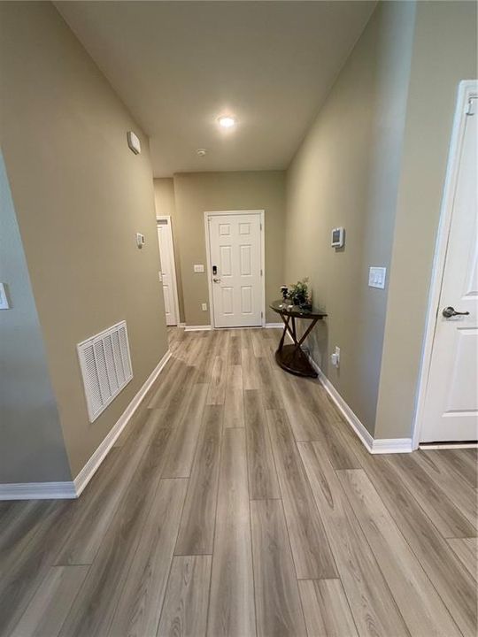 For Sale: $335,000 (3 beds, 2 baths, 1632 Square Feet)