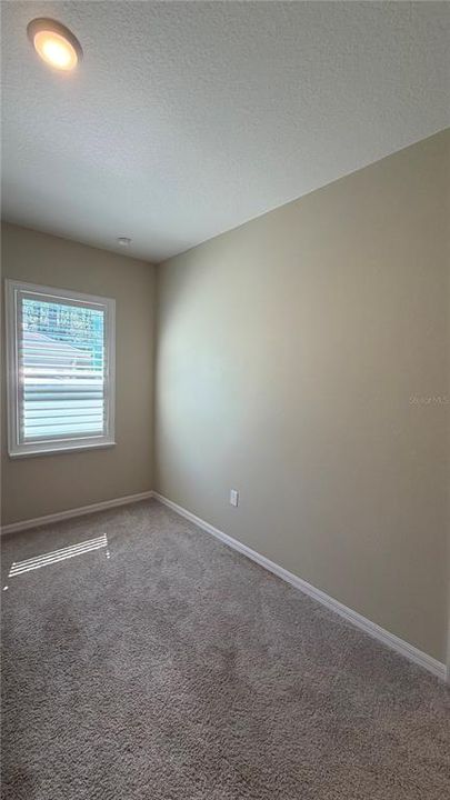 For Sale: $335,000 (3 beds, 2 baths, 1632 Square Feet)