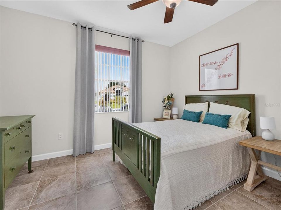 En Venta: $402,899 (3 camas, 3 baños, 2032 Pies cuadrados)