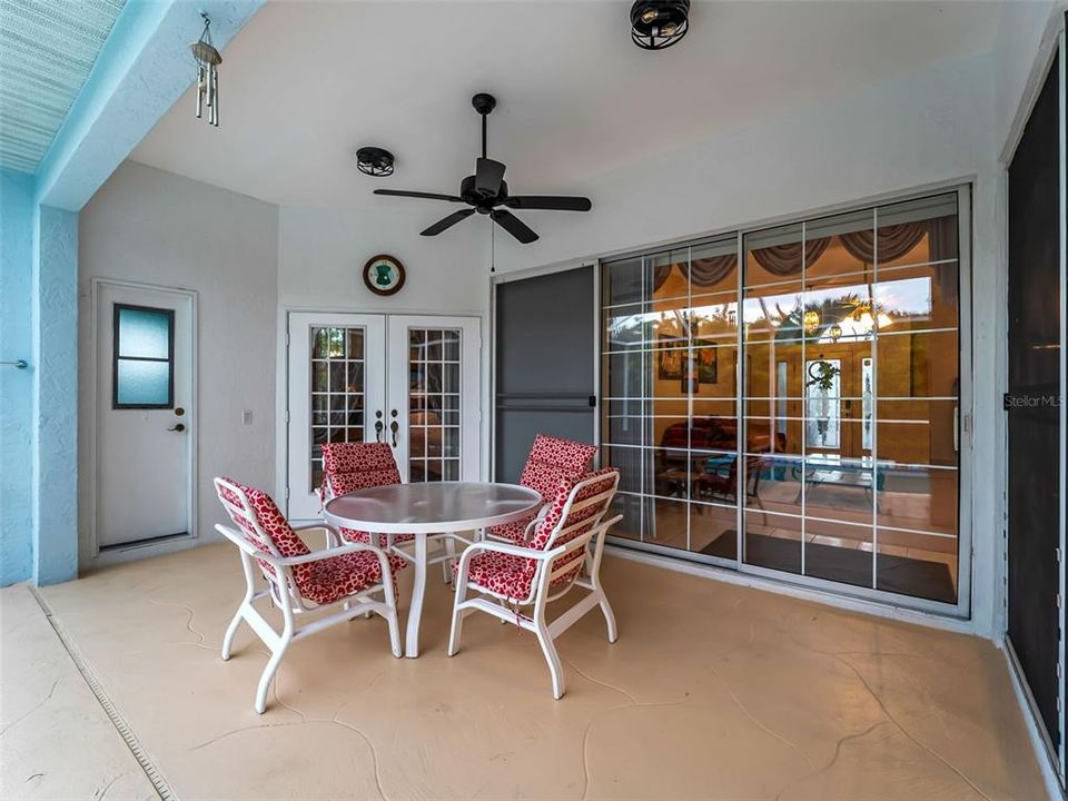En Venta: $474,900 (3 camas, 2 baños, 2272 Pies cuadrados)