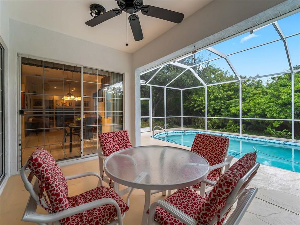 En Venta: $474,900 (3 camas, 2 baños, 2272 Pies cuadrados)