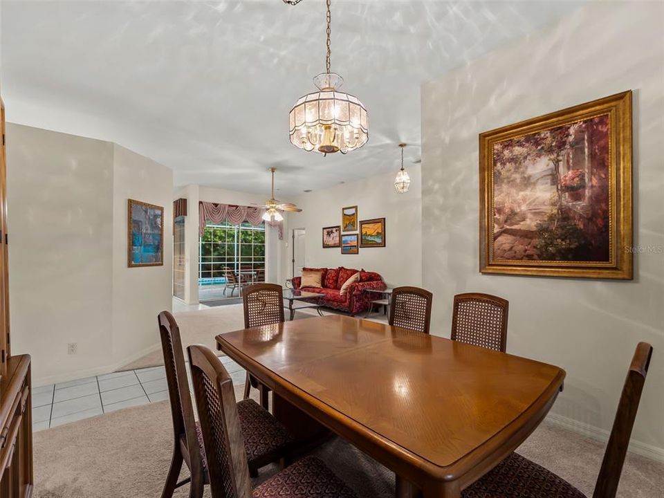En Venta: $474,900 (3 camas, 2 baños, 2272 Pies cuadrados)