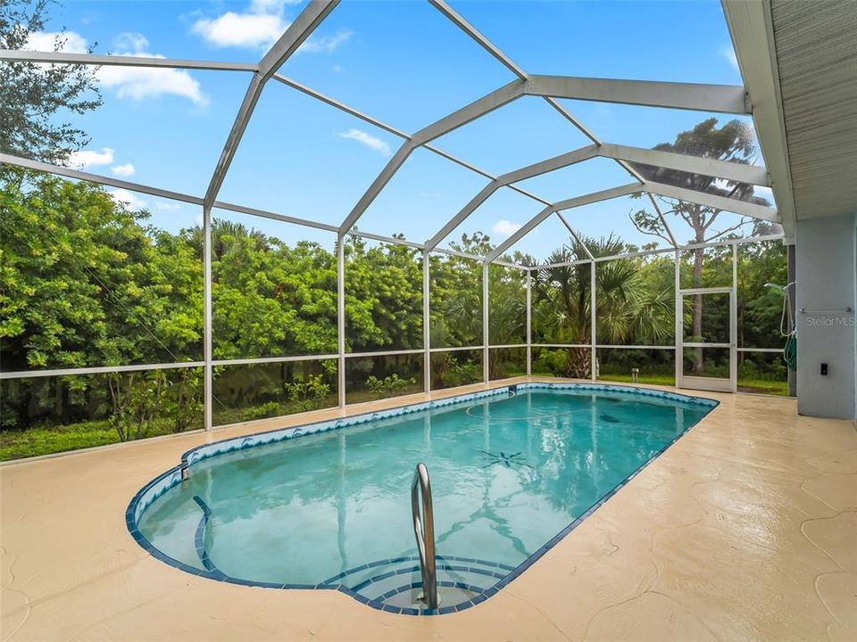 En Venta: $474,900 (3 camas, 2 baños, 2272 Pies cuadrados)