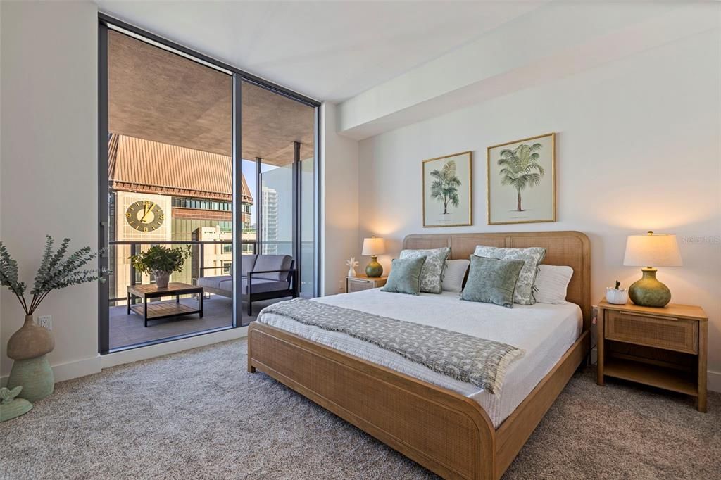 For Rent: $12,900 (2 beds, 3 baths, 1935 Square Feet)