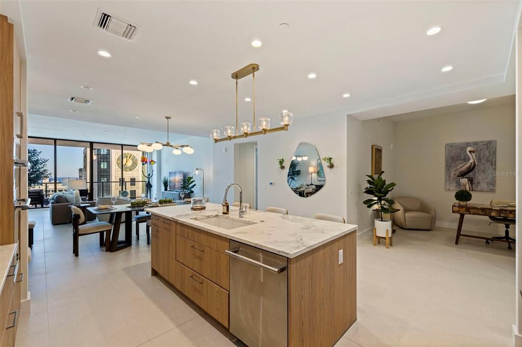 For Rent: $12,900 (2 beds, 3 baths, 1935 Square Feet)