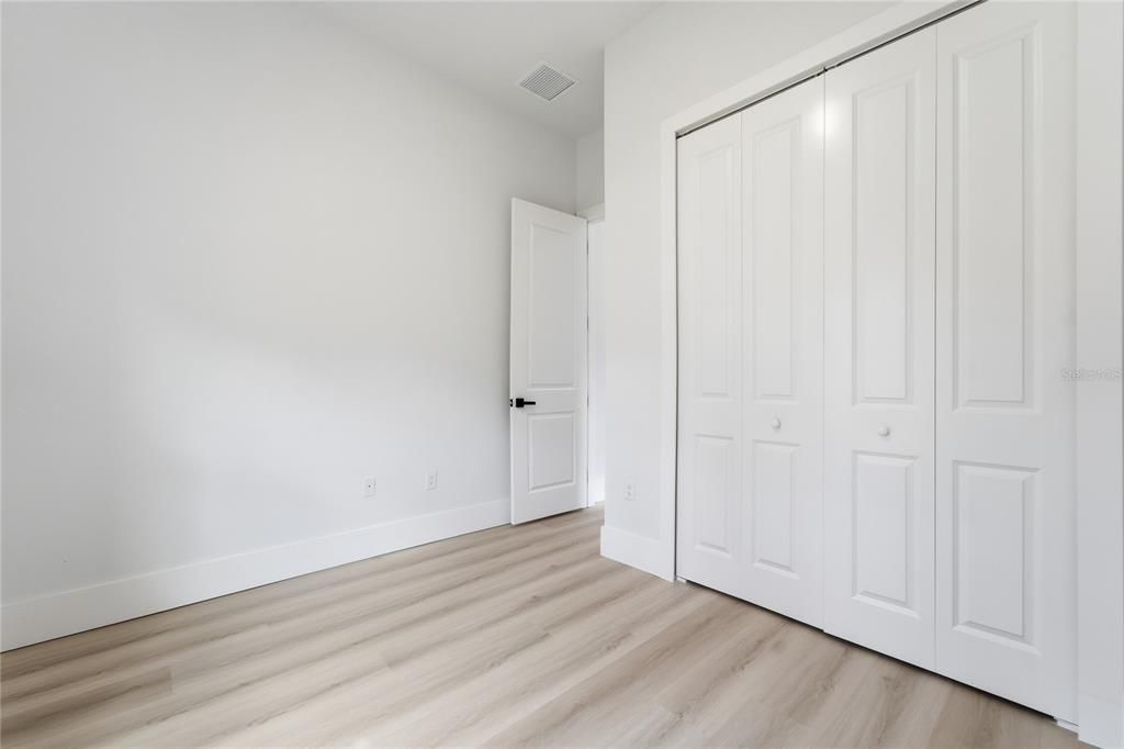 For Sale: $419,890 (4 beds, 3 baths, 1982 Square Feet)