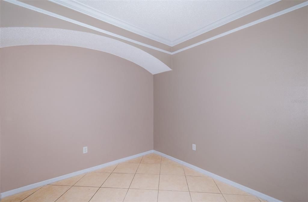 For Rent: $1,400 (1 beds, 1 baths, 790 Square Feet)