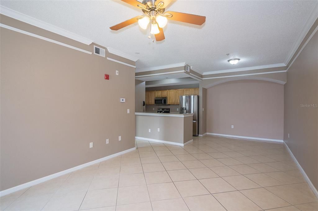 For Rent: $1,400 (1 beds, 1 baths, 790 Square Feet)