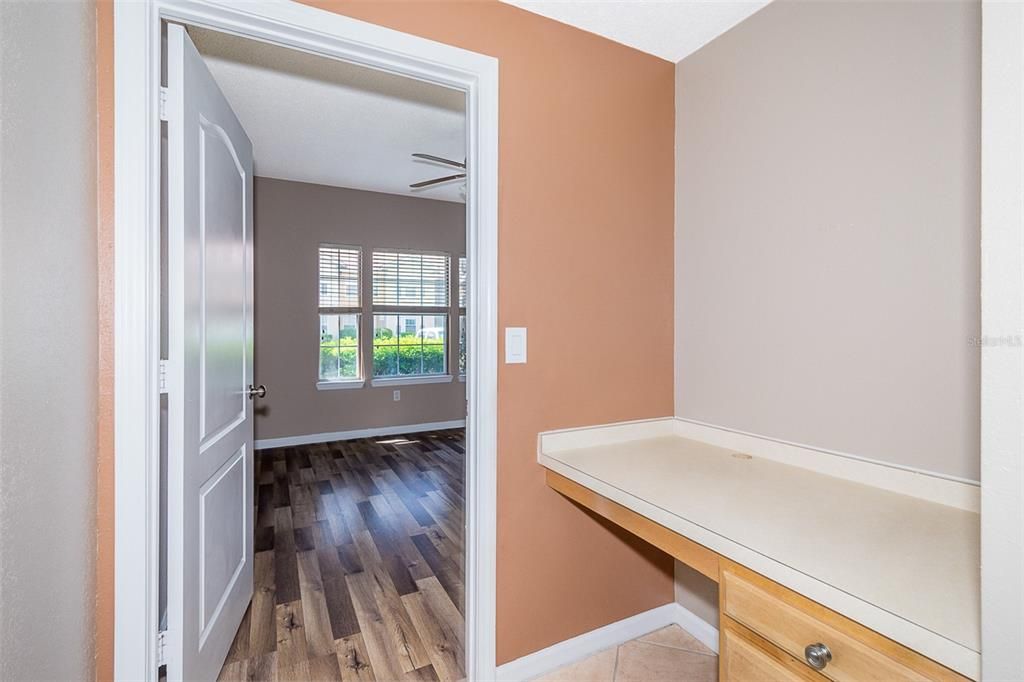 For Rent: $1,400 (1 beds, 1 baths, 790 Square Feet)