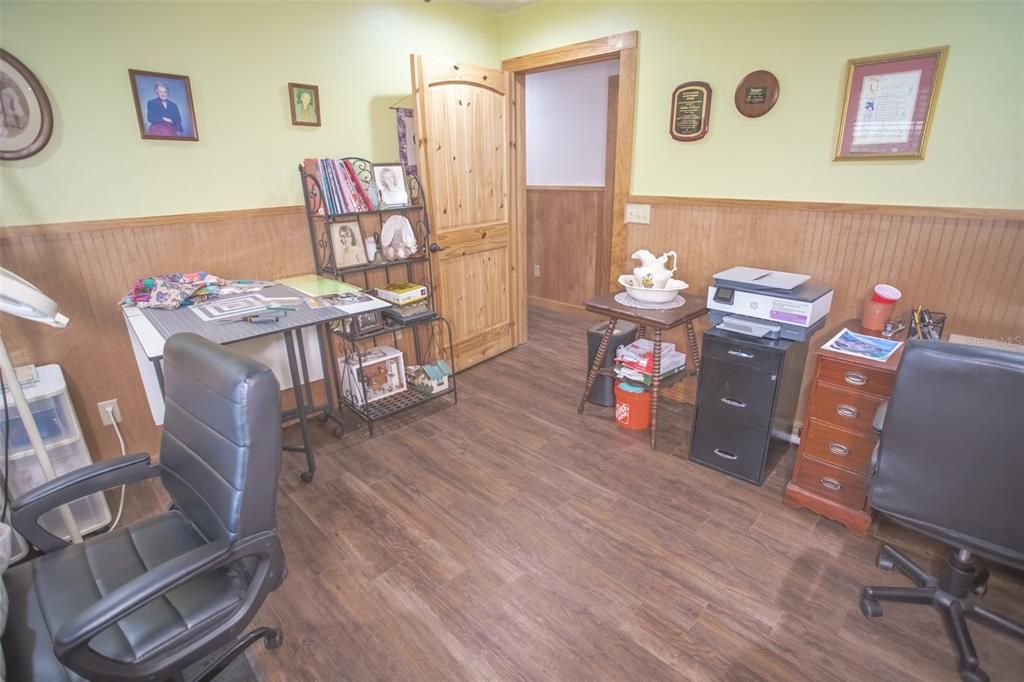 На продажу: $549,900 (3 спален, 2 ванн, 2004 Квадратных фут)