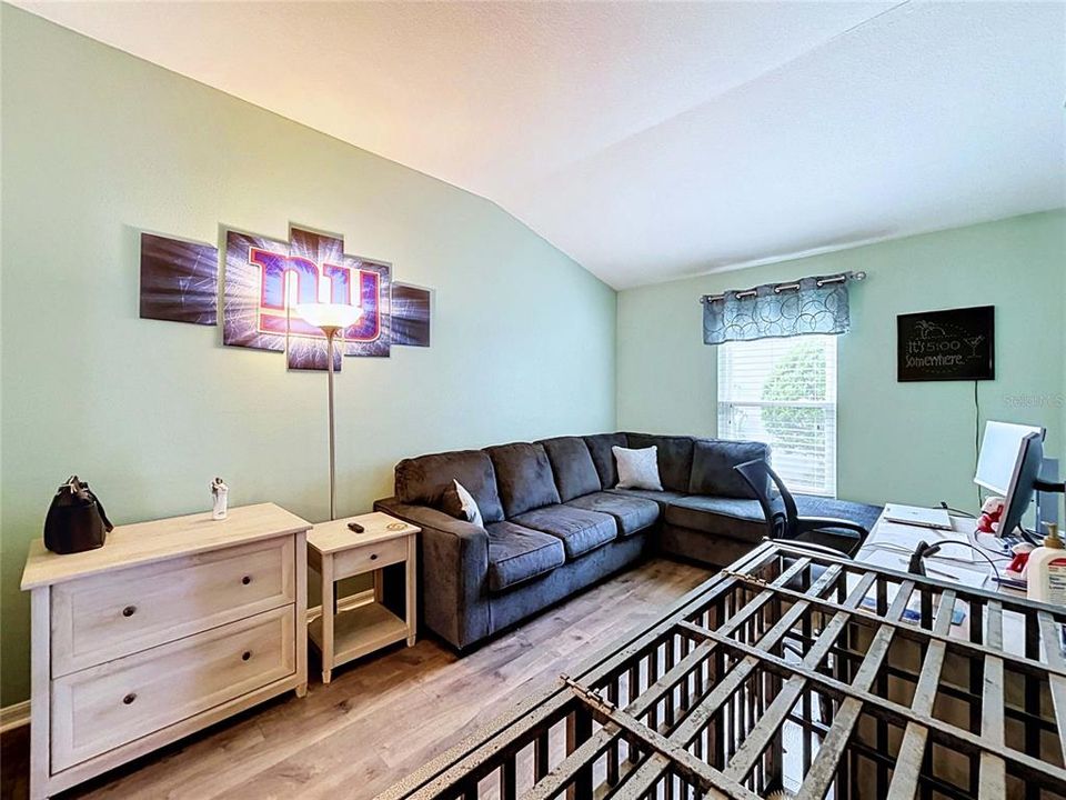For Sale: $320,000 (2 beds, 2 baths, 1663 Square Feet)