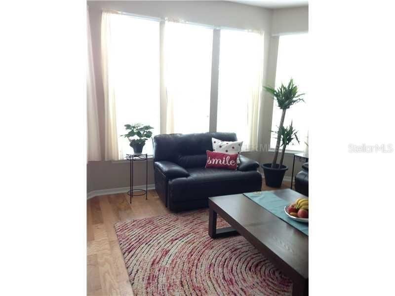 For Rent: $4,350 (4 beds, 3 baths, 1867 Square Feet)