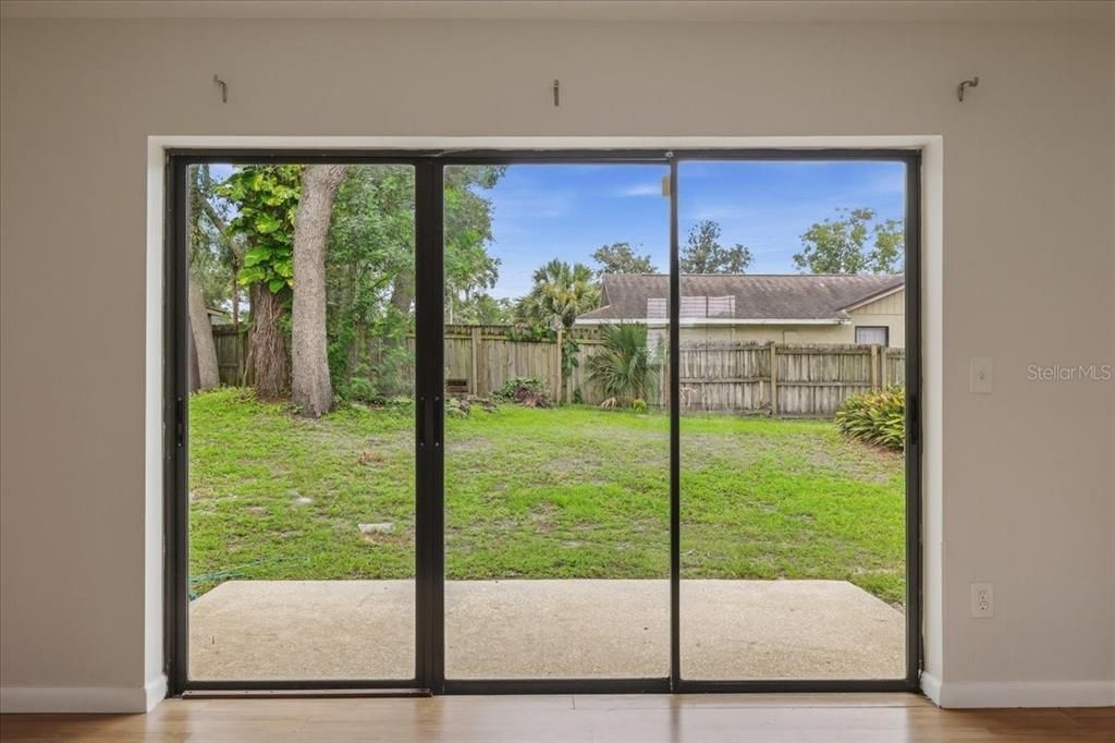 En Venta: $329,900 (3 camas, 2 baños, 1352 Pies cuadrados)