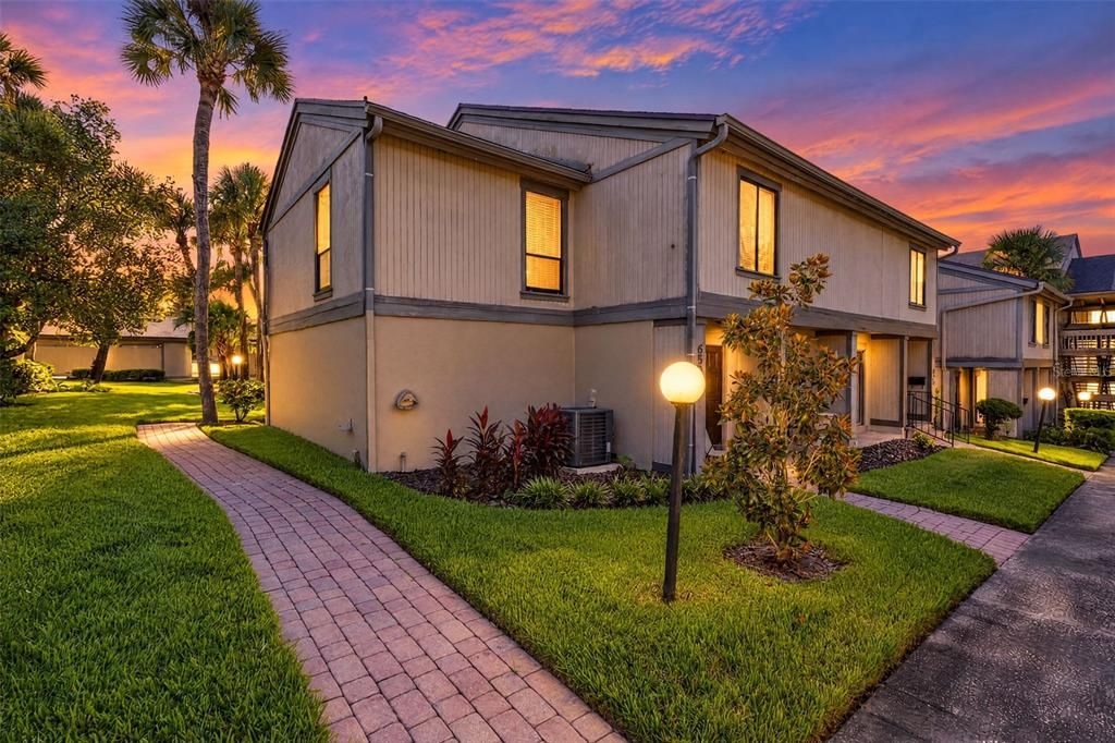 For Sale: $299,900 (4 beds, 3 baths, 2232 Square Feet)