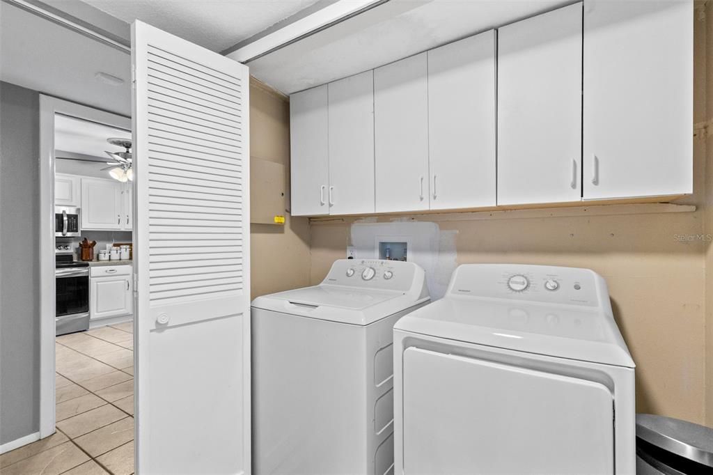 For Sale: $299,900 (4 beds, 3 baths, 2232 Square Feet)