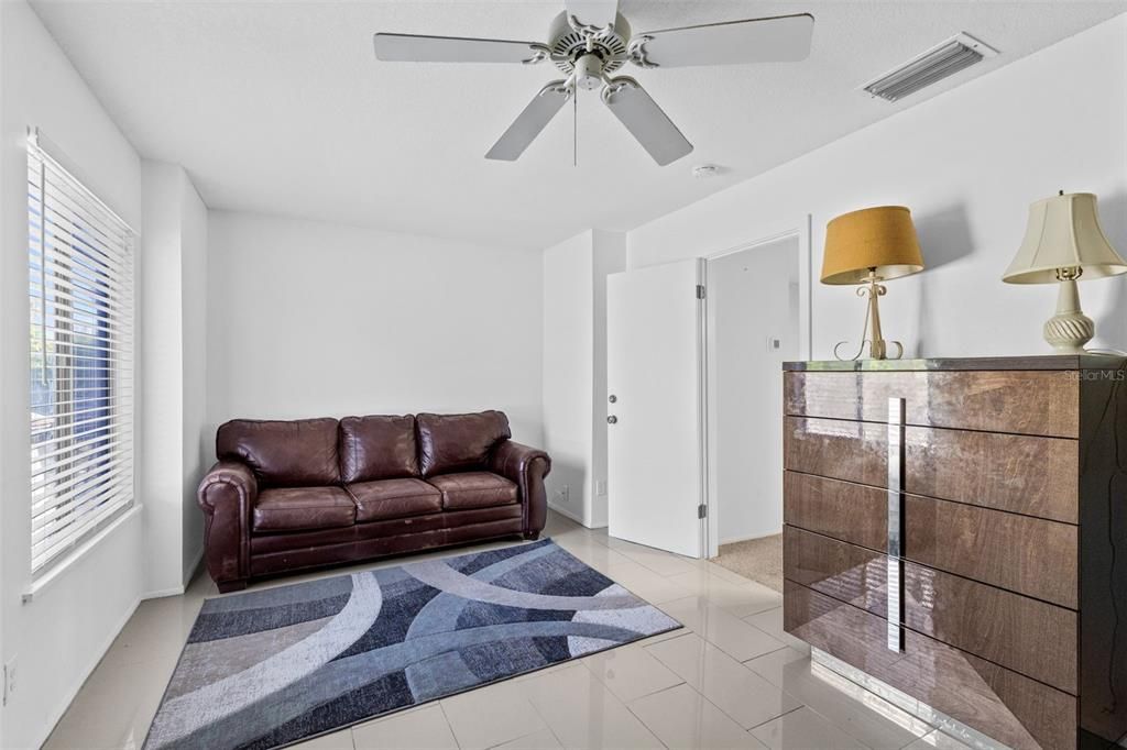 For Sale: $299,900 (4 beds, 3 baths, 2232 Square Feet)