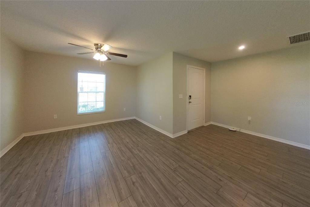 Active With Contract: $1,919 (4 beds, 2 baths, 1854 Square Feet)