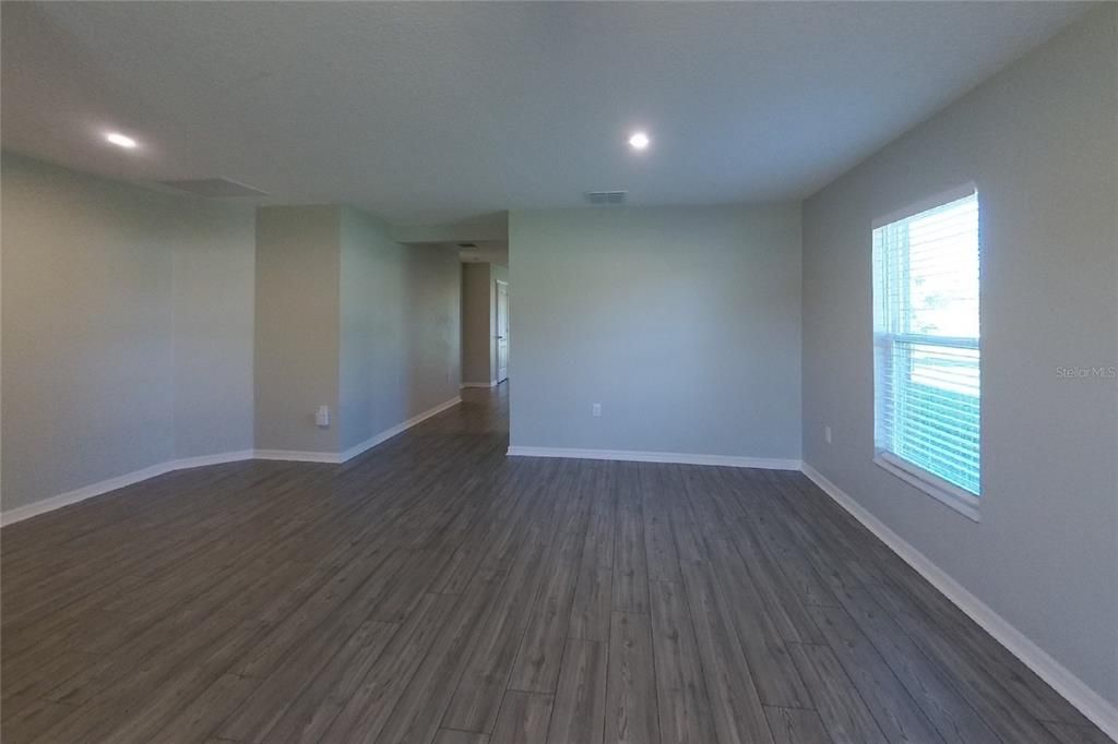 Active With Contract: $1,919 (4 beds, 2 baths, 1854 Square Feet)