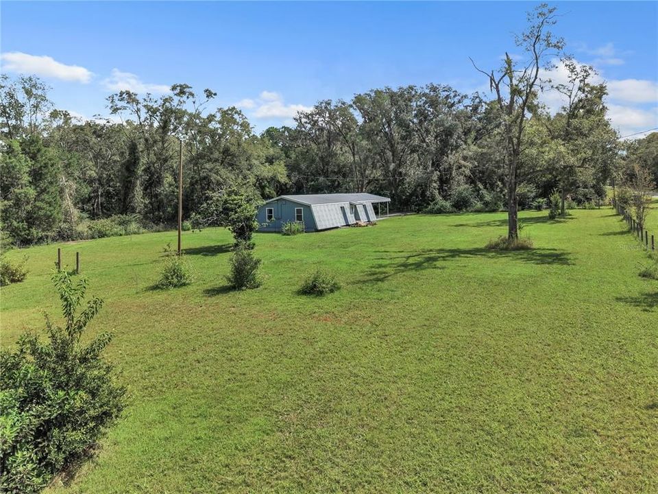 For Sale: $294,900 (3 beds, 2 baths, 1404 Square Feet)