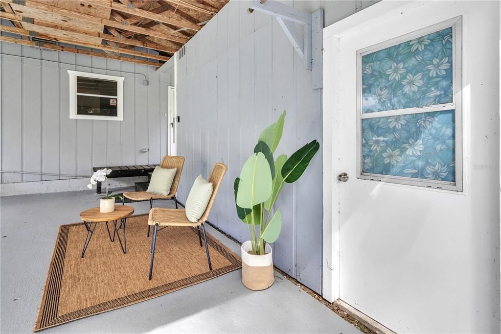 For Sale: $294,900 (3 beds, 2 baths, 1404 Square Feet)