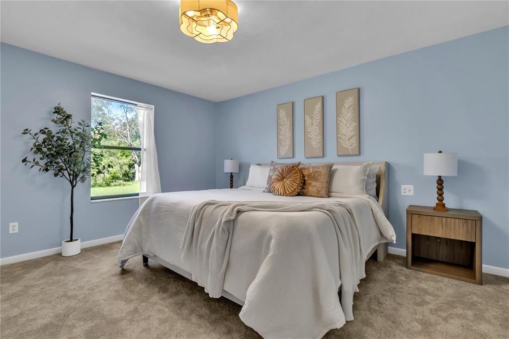 For Sale: $294,900 (3 beds, 2 baths, 1404 Square Feet)