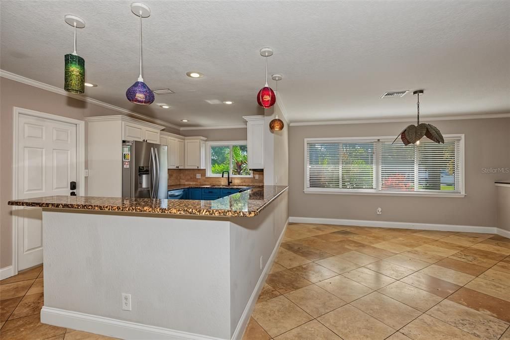 For Sale: $699,900 (2 beds, 2 baths, 1520 Square Feet)