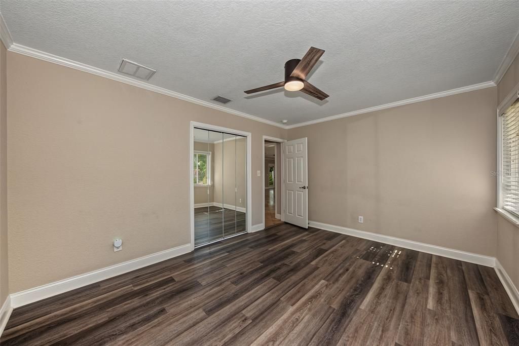 For Sale: $699,900 (2 beds, 2 baths, 1520 Square Feet)