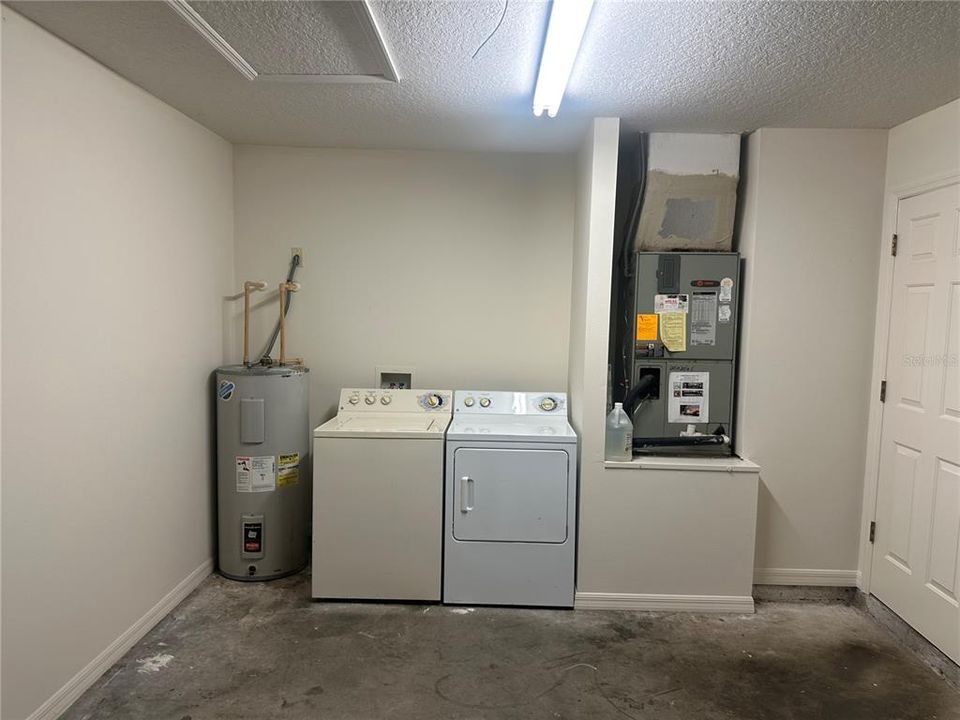 For Rent: $1,595 (2 beds, 2 baths, 1040 Square Feet)
