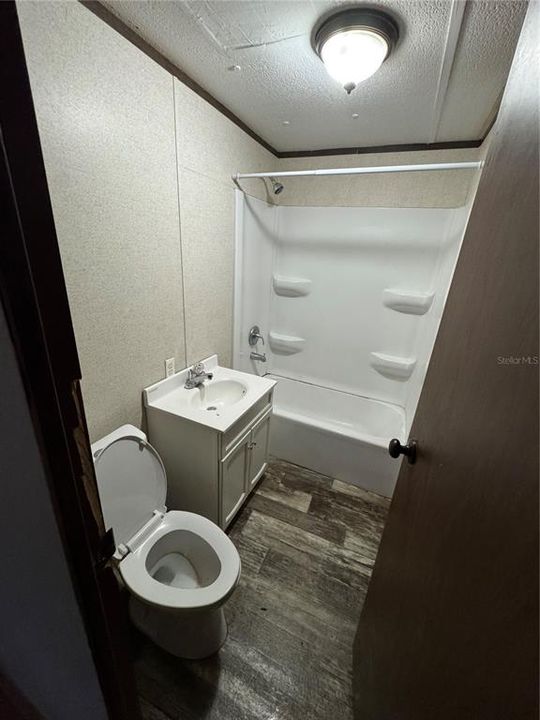 En Venta: $99,000 (3 camas, 2 baños, 1112 Pies cuadrados)
