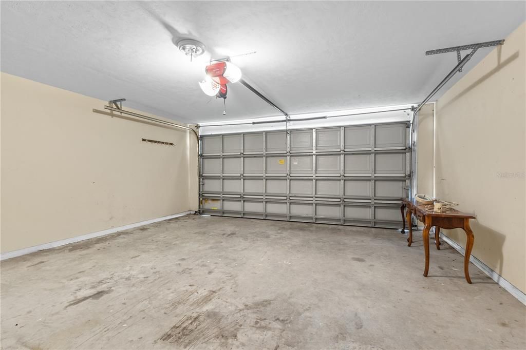 For Sale: $275,000 (3 beds, 2 baths, 1450 Square Feet)