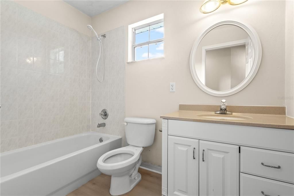 For Sale: $275,000 (3 beds, 2 baths, 1450 Square Feet)