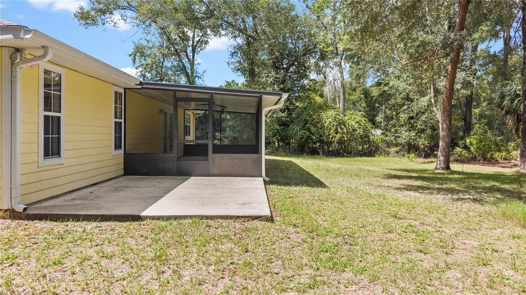 For Sale: $275,000 (3 beds, 2 baths, 1450 Square Feet)