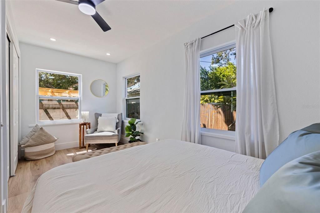 En Venta: $489,900 (3 camas, 2 baños, 1176 Pies cuadrados)