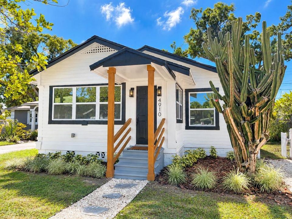 En Venta: $489,900 (3 camas, 2 baños, 1176 Pies cuadrados)