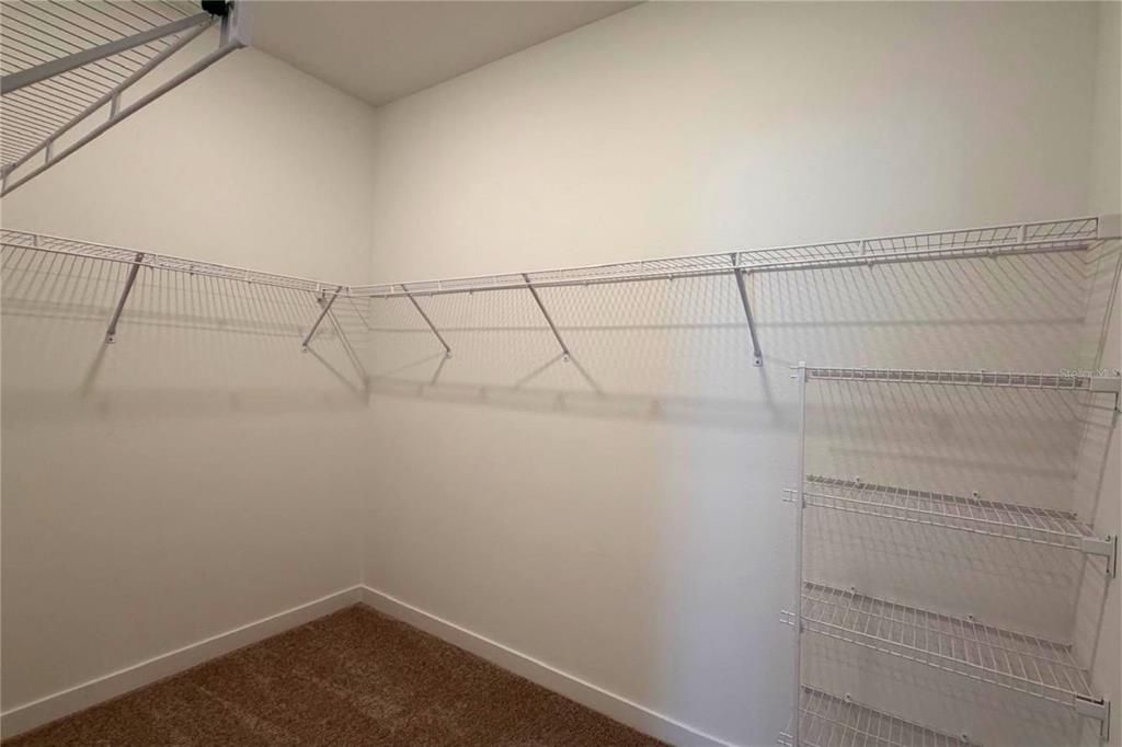 For Rent: $1,850 (3 beds, 2 baths, 2366 Square Feet)