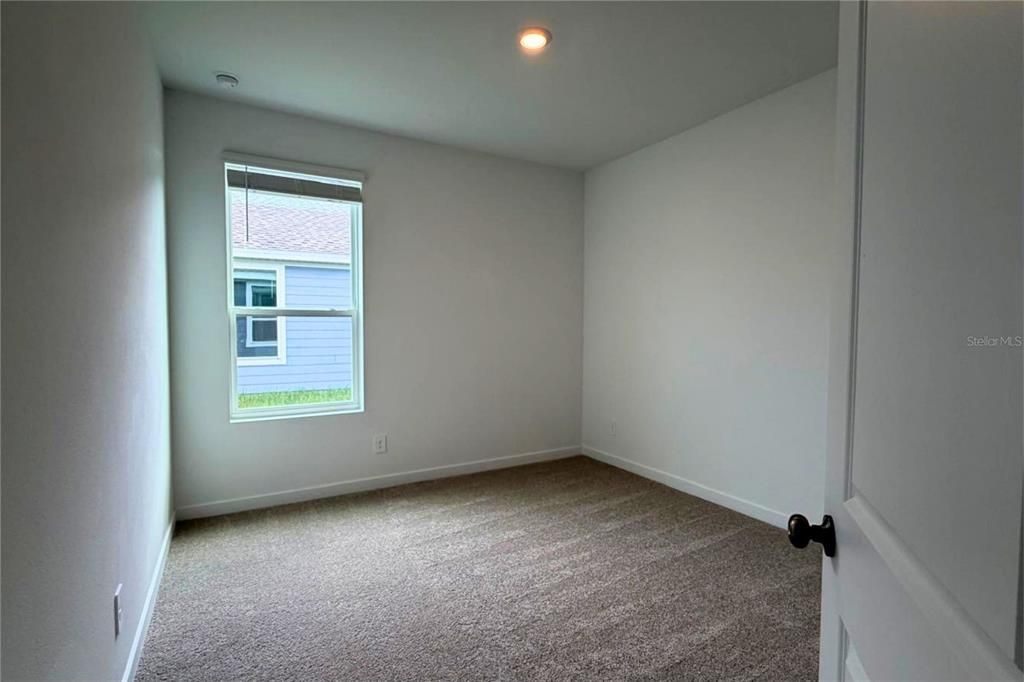 For Rent: $1,850 (3 beds, 2 baths, 2366 Square Feet)