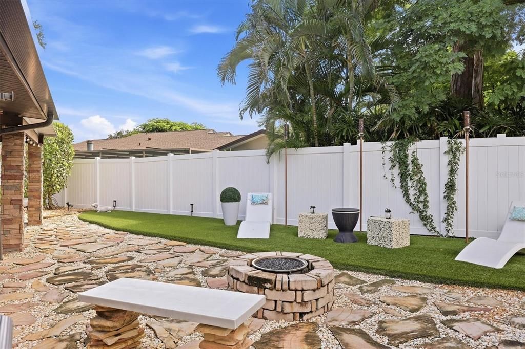 Activo con contrato: $525,000 (3 camas, 2 baños, 1593 Pies cuadrados)