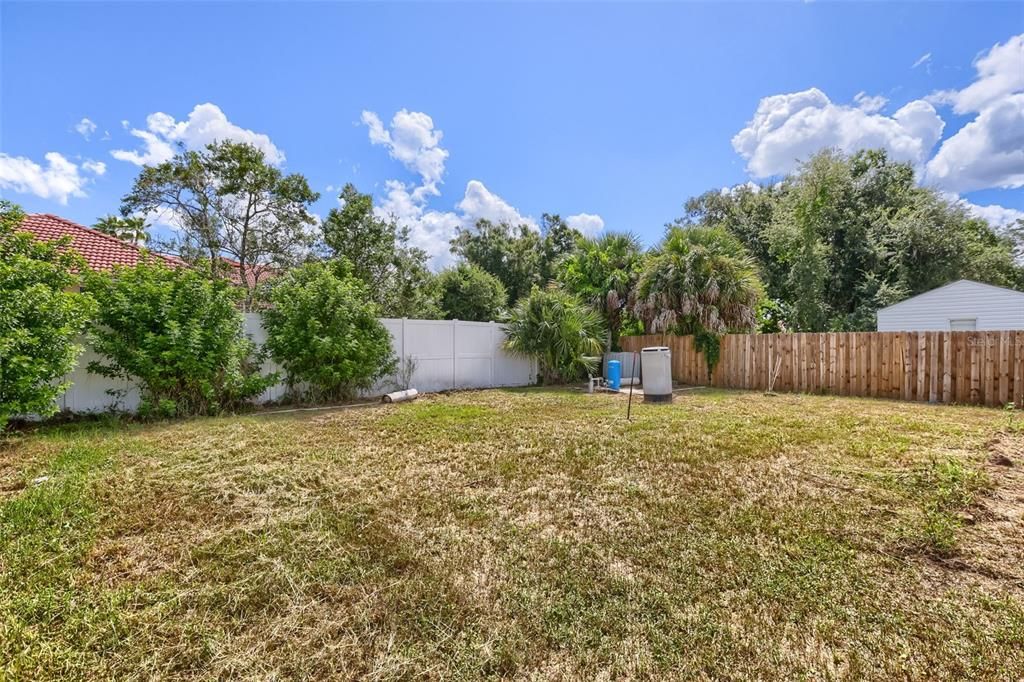 待售: $130,000 (0.16 acres)