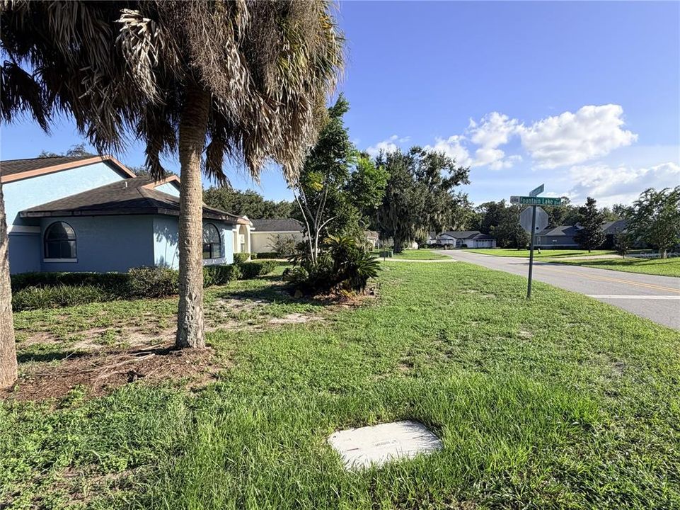 For Sale: $154,000 (2 beds, 2 baths, 1636 Square Feet)