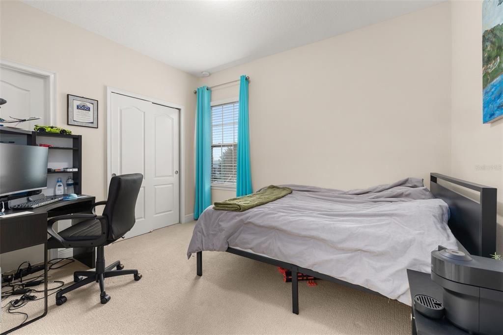 For Sale: $399,000 (3 beds, 2 baths, 1727 Square Feet)